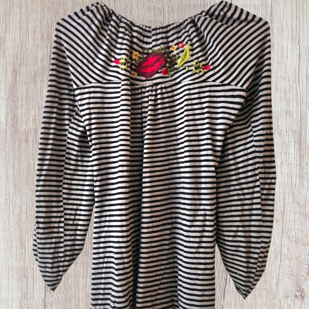 Caite Striped Top Black & Gray w Red Floral Embroidery Casual Boho Relax Fit / M - Picture 6 of 11